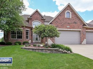 13014 S Skyline Dr, Plainfield, IL 60585