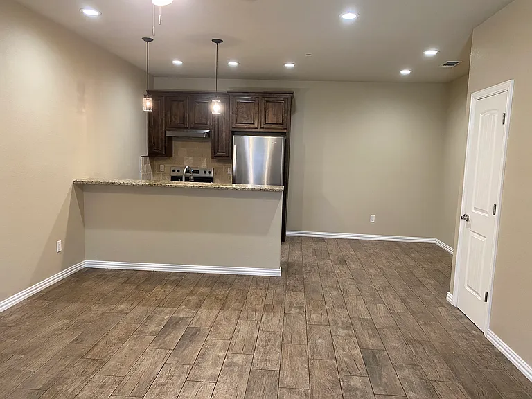 306 S Preston Rd #4 — Photo 3
