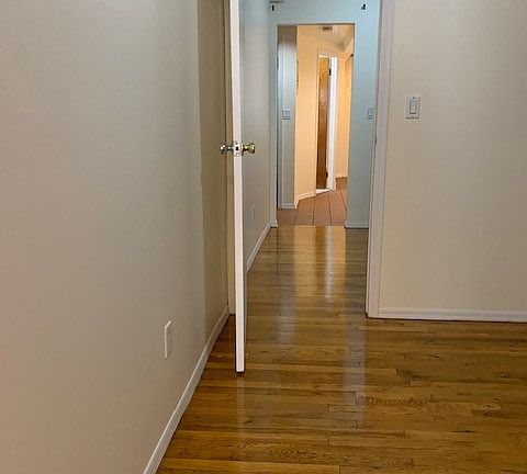 5th image of 303 E 46th St #5