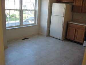 5th image of 2495 Jeannette Ln