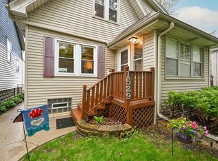 1529 S 81st St, West Allis, WI 53214