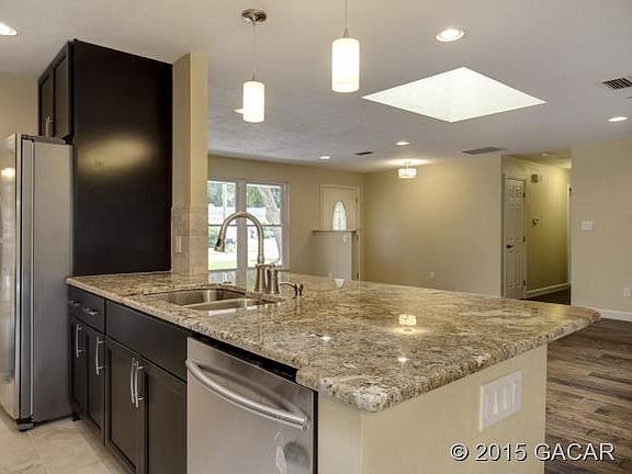 5th image of 4918 NW 41st St