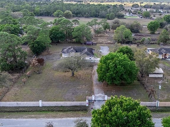 2nd image of 430 S Datil St