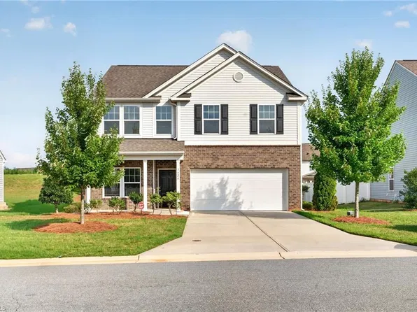3424 Vickrey Woods Pl, High Point, NC 27260
