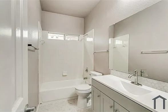 9705 Hedge Bell Dr — Photo 7