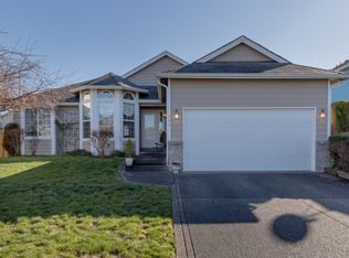 204 Thompson Ave NW, Orting, WA 98360