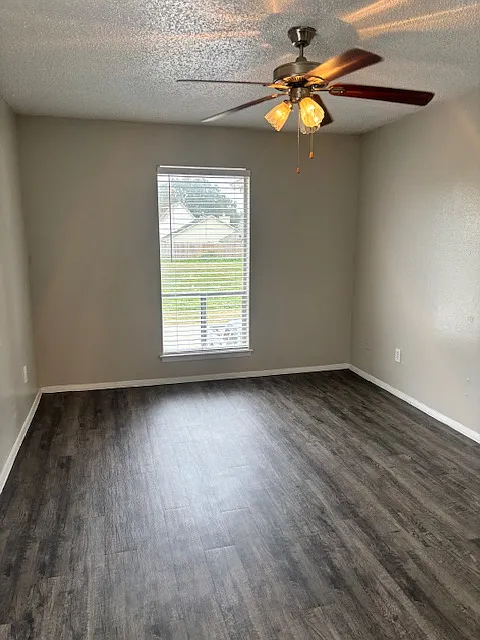 Langham Creek Apartments — Photo 2