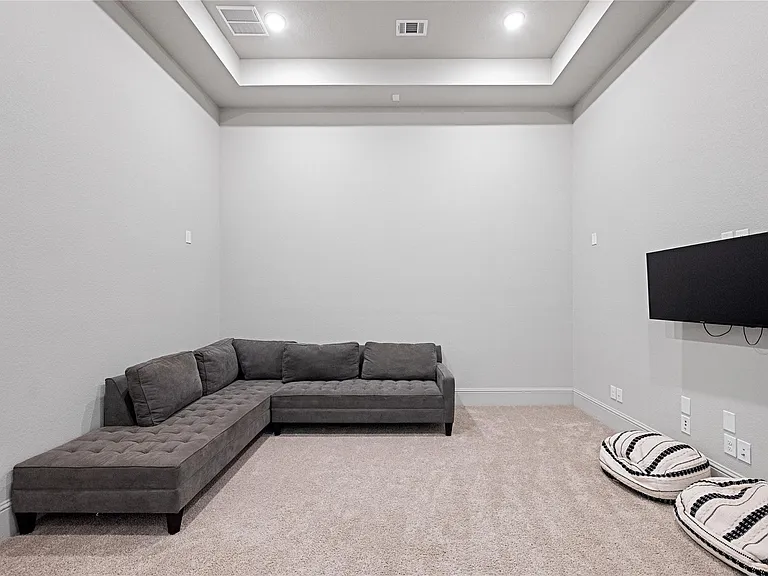 622 Platinum Stone Ln — Photo 18
