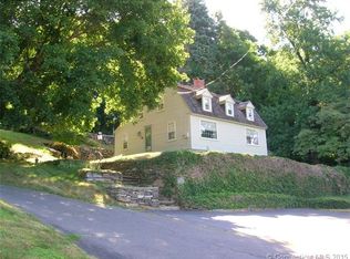 27 Niles St, East Hampton, CT 06424