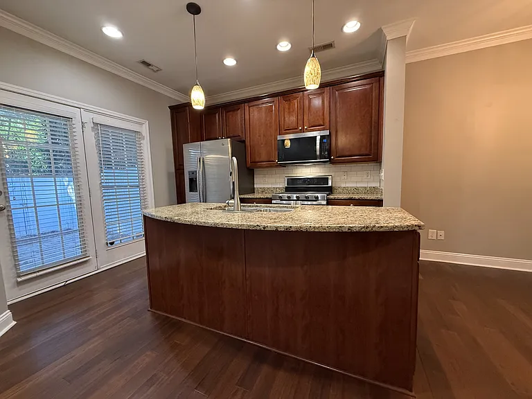 357 Hurston Cir — Photo 7