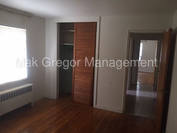 4th image of 4237 Briar Pl