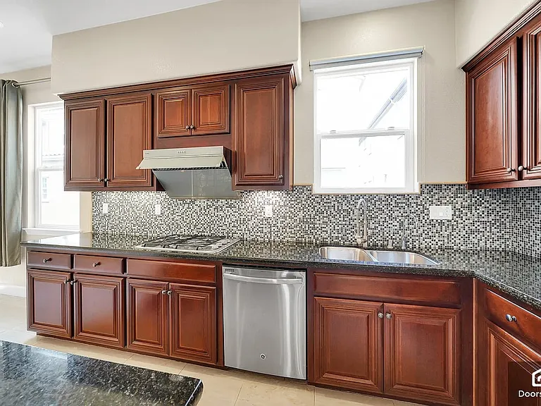73 Paterson Pl — Photo 12