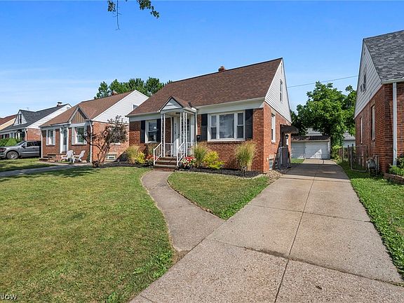 3rd image of 9310 Orchard Ave