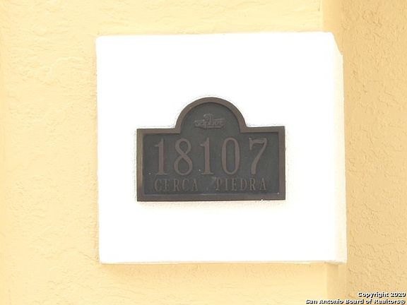 2nd image of 18107 Cerca Piedra
