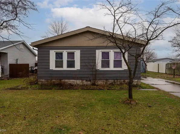 476 Stallion Ct, Lagrange, OH 44050