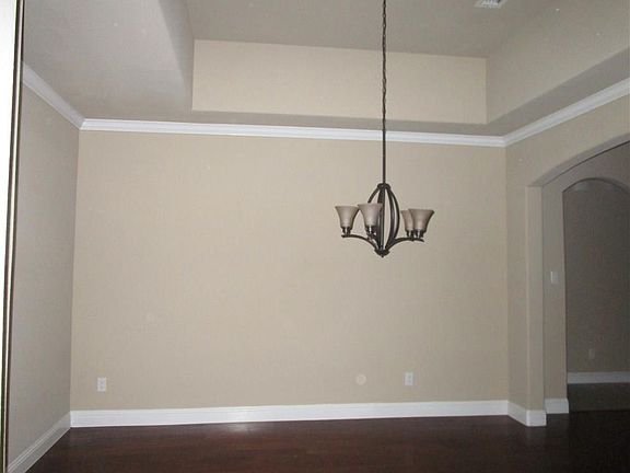 4th image of 1613 Lisburn Dr
