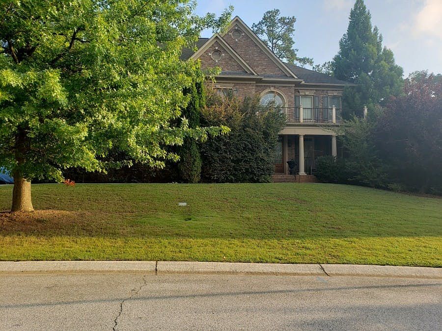1st image of 5106 Crescent Cove Ln