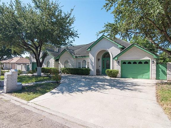 3rd image of 6905 Lucero Ct