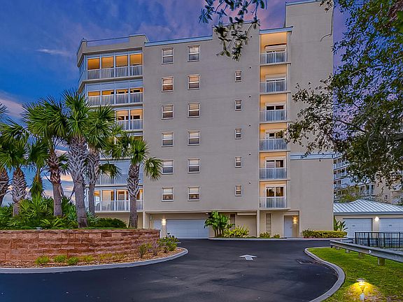 5th image of 500 Sail Ln APT 402
