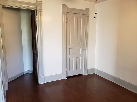3rd image of 136 Maple Ave #2