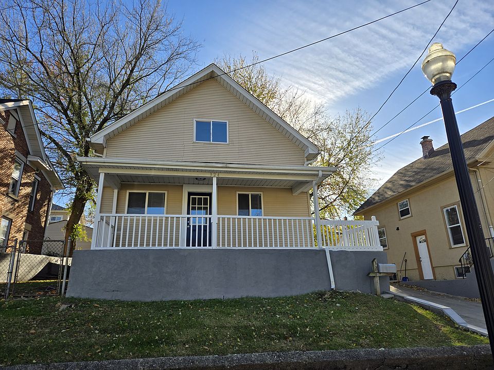1st image of 324 Rosewood Ave