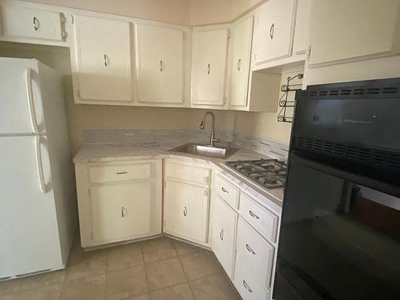 2nd image of 7225 Avenue N Floor 2