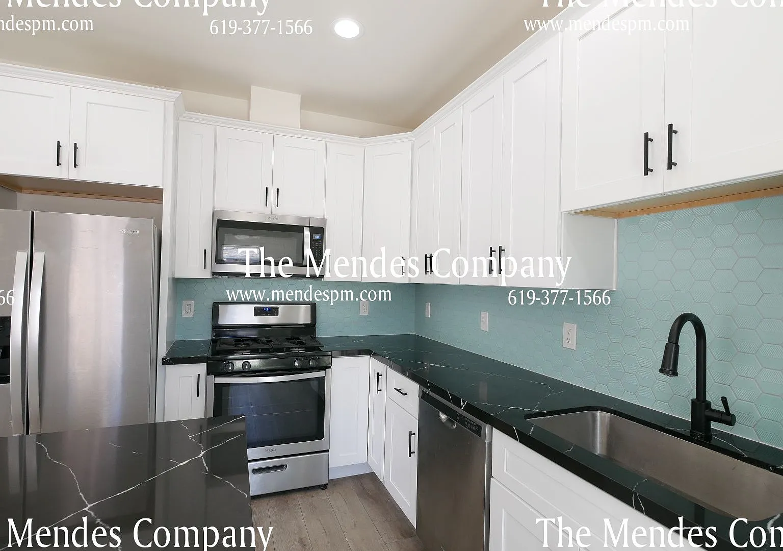 Spacious 4 Bd/ 2 Bth Home On Mary Lane Drive By Sdsu! Now Leasing For Fall 2027! — Photo 3