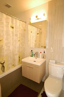 Rented by Realty Advisors Group | media 16
