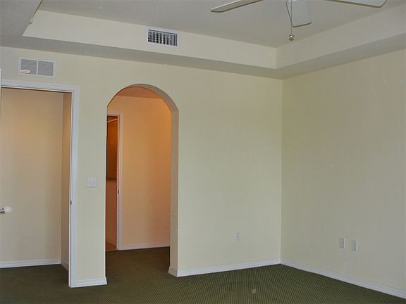 5th image of 5127 Melbourne St Unit 8101
