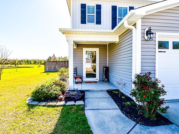 4th image of 3007 Ramble Drive NE