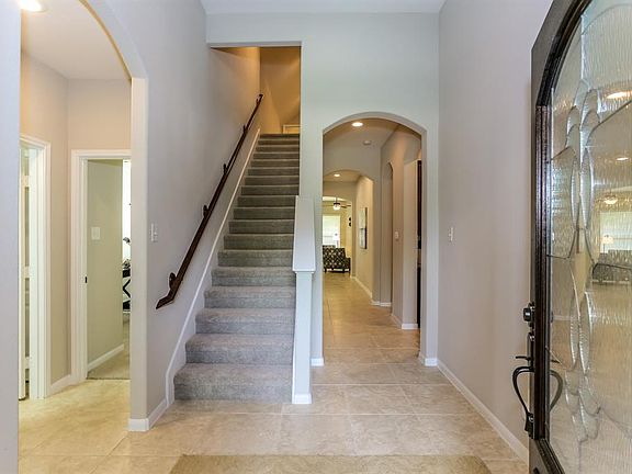 3rd image of 165 Forest Heights Ln
