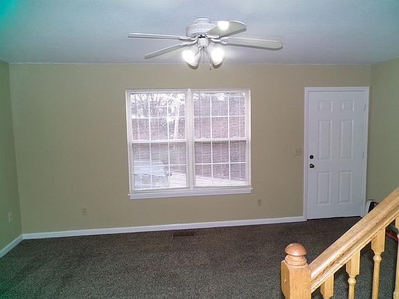 5th image of 45 Ashwood Ct APT 7