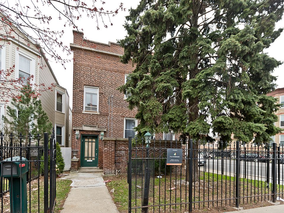 1st image of 3557 W Wrightwood Ave #3F