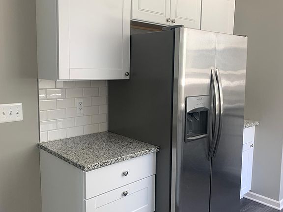 4th image of 32427 Chalfonte Dr