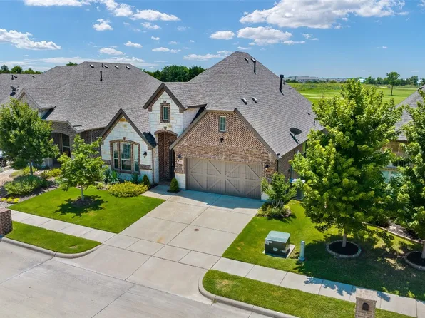 713 Jet Ct, Heath, TX 75126