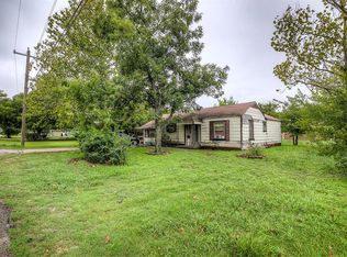 522 Peters St, Waxahachie, TX 75165