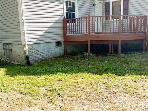 5th image of 208 Nissen St