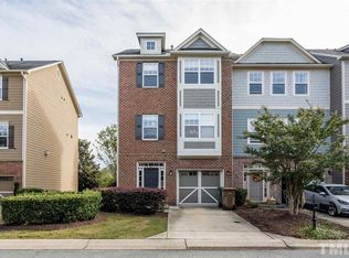 611 Carlton Commons Ln, Cary, NC 27519
