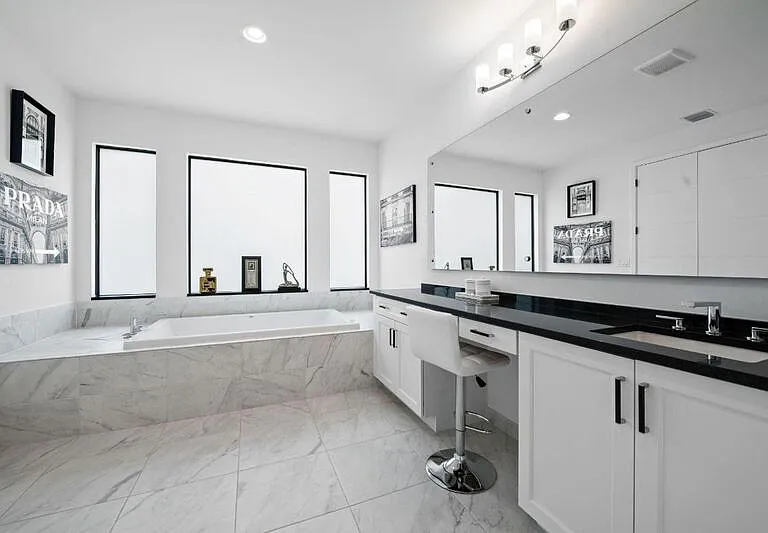 8599 Tower Bridge Ct — Photo 15