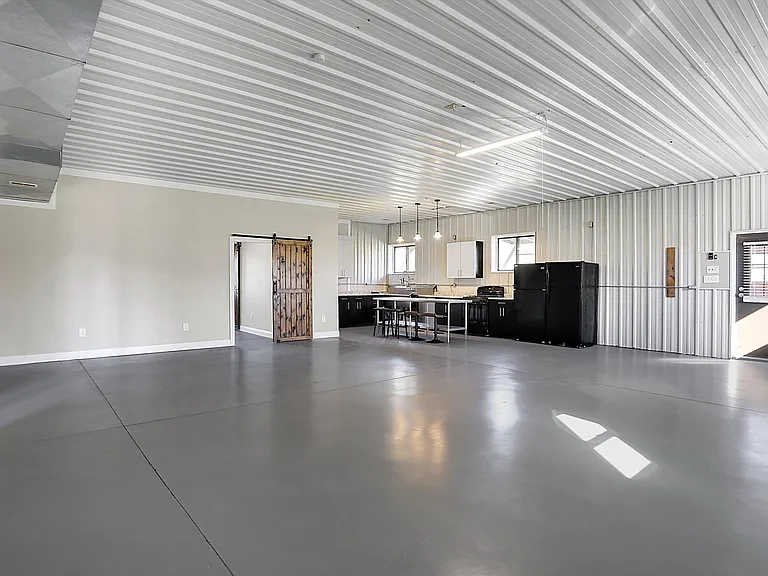 940 W 1090 N — Photo 31