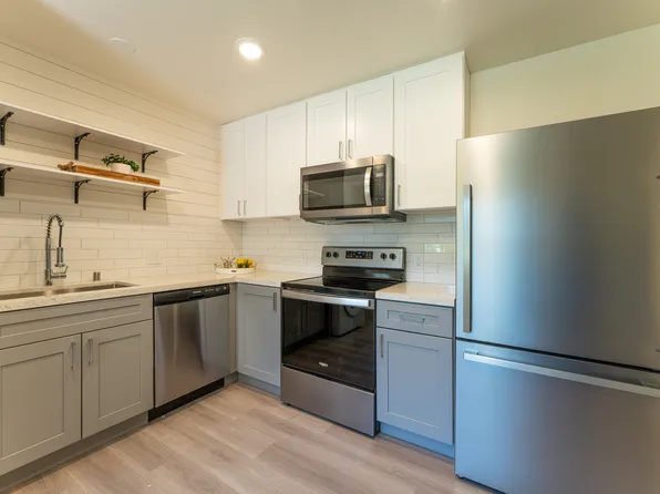 2174 Royal Dr APT 16, Santa Clara, CA 95050