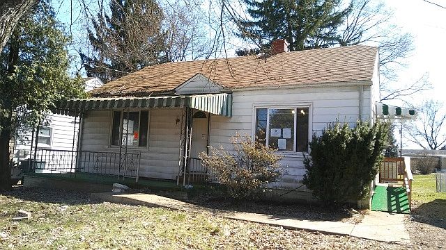 1st image of 609 7th Ave