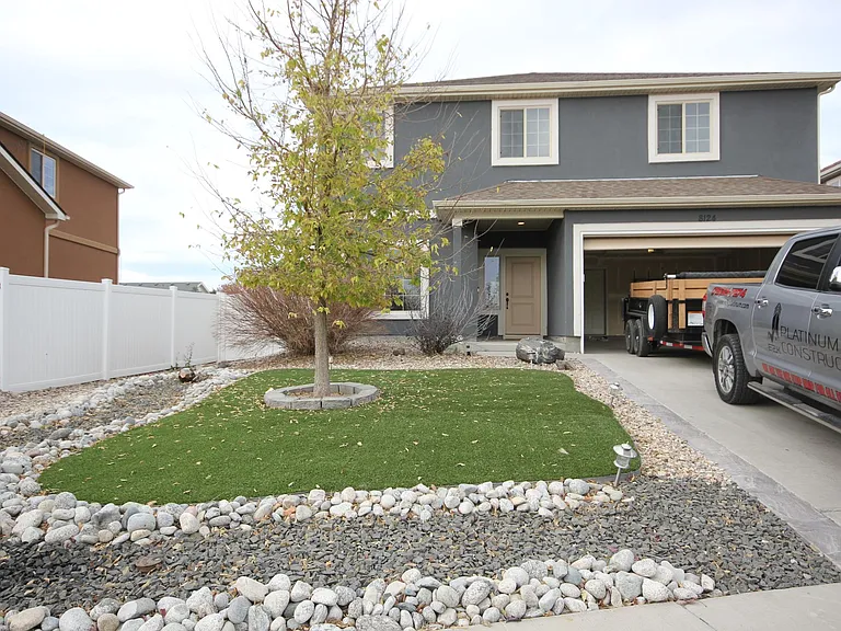 8124 Campground Dr — Photo 1