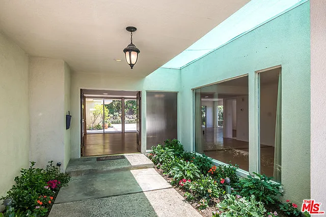 3318 Dona Maria Dr — Photo 15