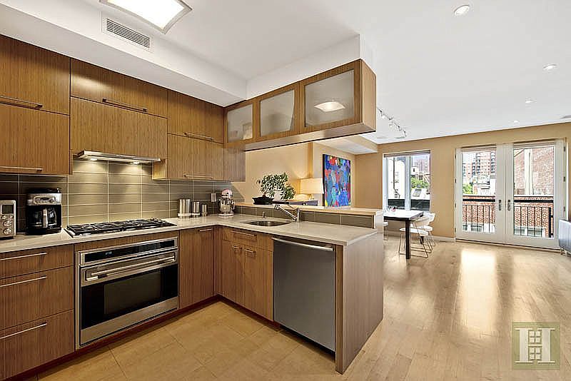 1st image of 236 E 81st St APT Ph1