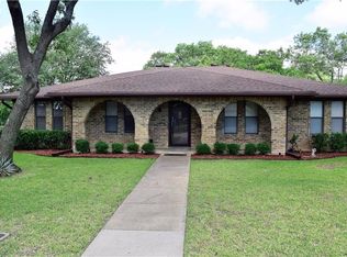 107 N Capri Dr, Duncanville, TX 75116