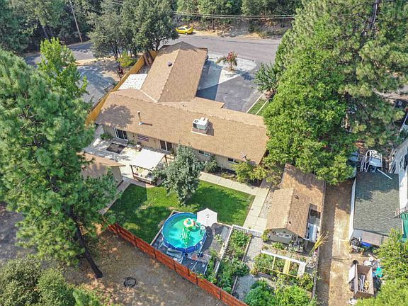 3rd image of 17380 Smokey River Dr