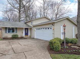 9355 Basswood Dr, Olmsted Falls, OH 44138
