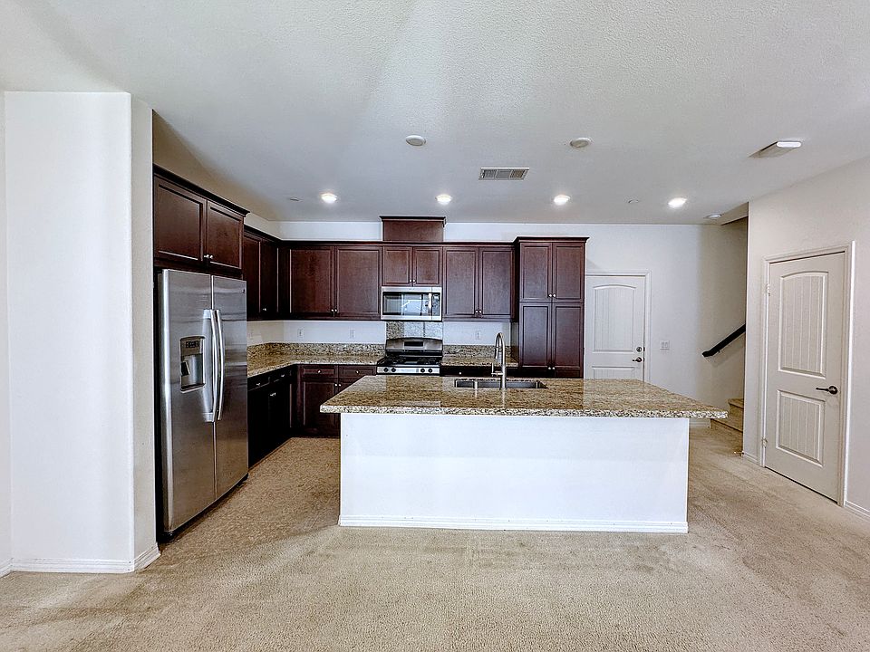 1st image of 7082 Vernazza Pl