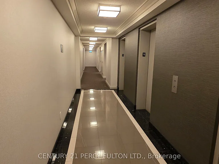 18 Parkview Ave #1811 — Photo 8